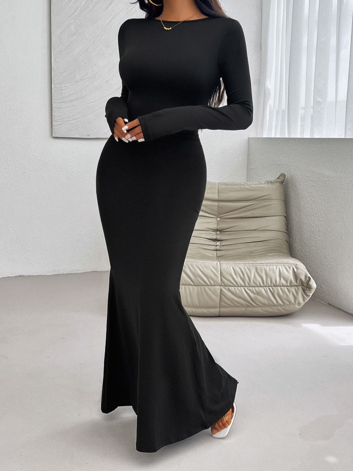 Backless Round Neck Long Sleeve Maxi Dress